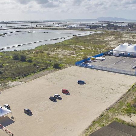 Azzoli Trapani - Apartments&Skypool - Adults Only Bagian luar foto