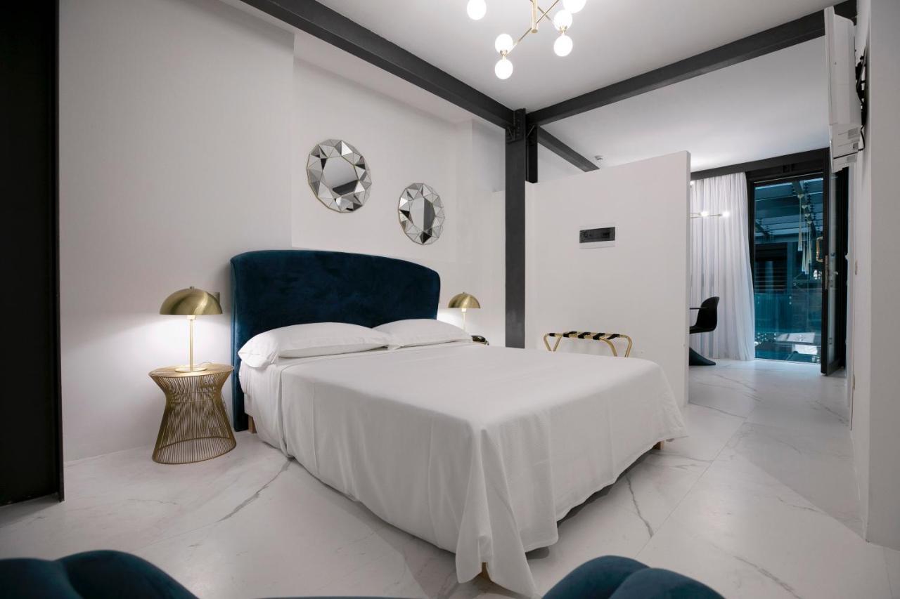Azzoli Trapani - Apartments&Skypool - Adults Only Bagian luar foto