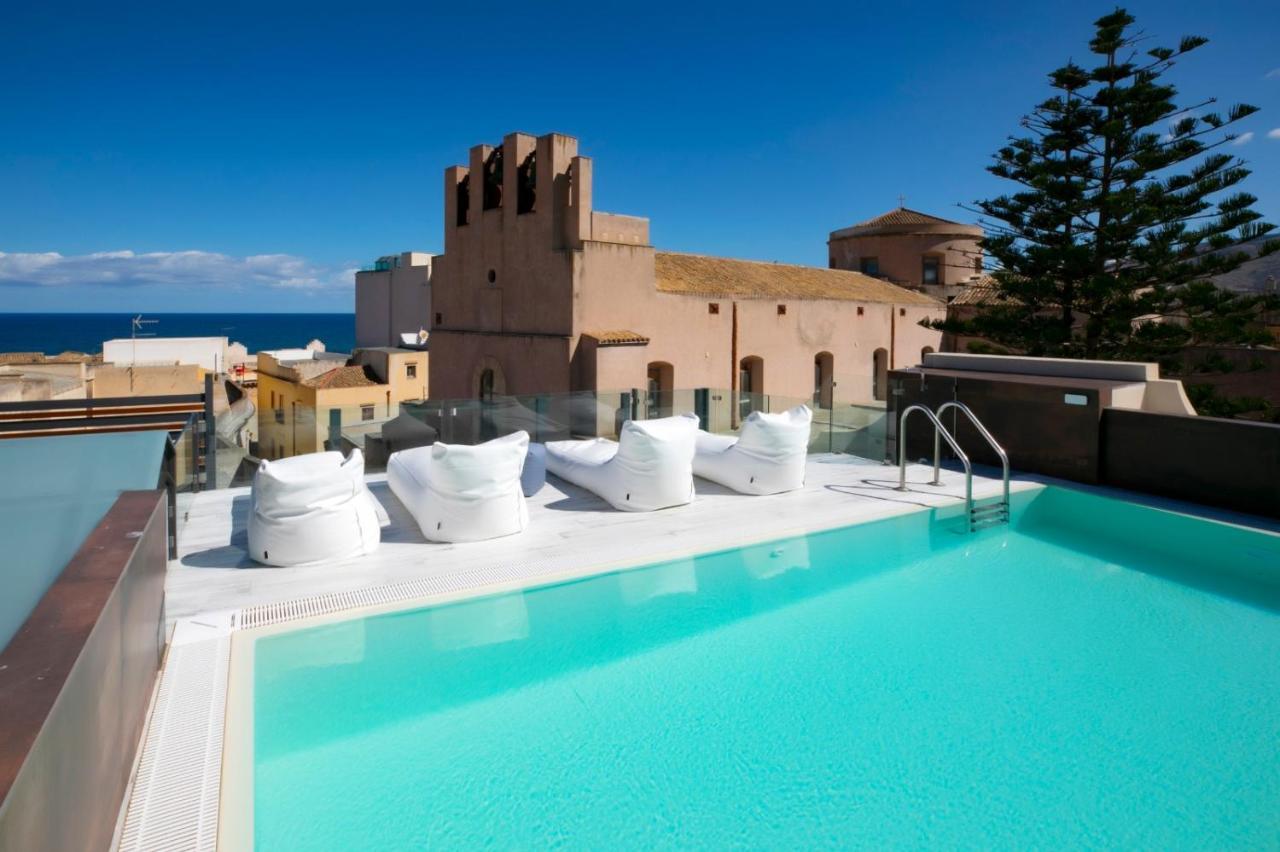 Azzoli Trapani - Apartments&Skypool - Adults Only Bagian luar foto