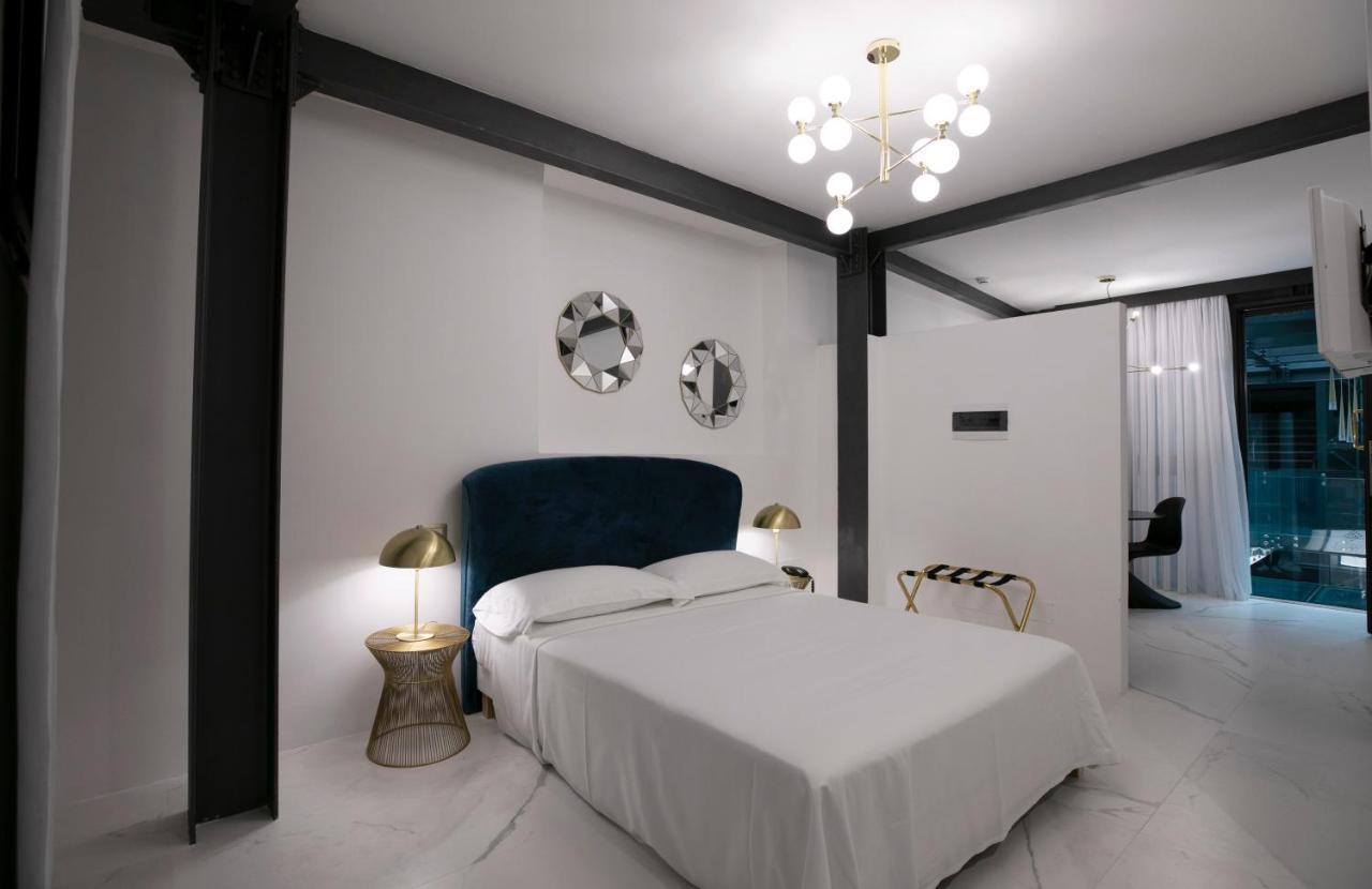 Azzoli Trapani - Apartments&Skypool - Adults Only Bagian luar foto