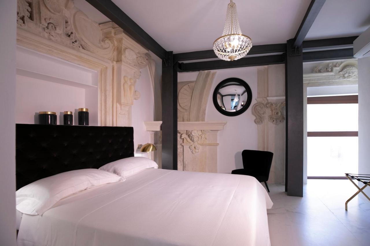 Azzoli Trapani - Apartments&Skypool - Adults Only Bagian luar foto